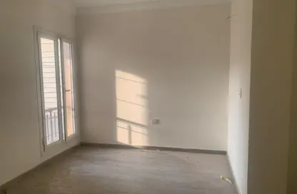 أي فيلا - 5 غرف نوم - 4 حمامات للايجار في ماونتن فيو اكتوبر بارك - الحي السادس - مدينة 6 أكتوبر - الجيزة