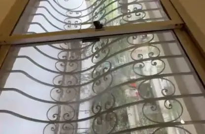 Apartment - 2 Bedrooms - 1 Bathroom for sale in Hassan Ma'moon St. - 6th Zone - Nasr City - Cairo