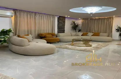 Apartment - 3 Bedrooms - 2 Bathrooms for rent in Ganoob El Acadimia - New Cairo City - Cairo