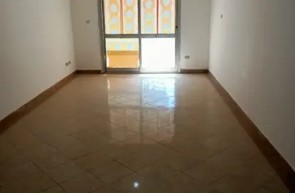 Apartment - 2 Bedrooms - 1 Bathroom for sale in Masaken Zahraa Nasr City St. - Zahraa Madinat Nasr - Nasr City - Cairo