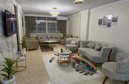Apartment - 2 Bedrooms - 2 Bathrooms for rent in Al Nozha St. - Ard El Golf - Heliopolis - Masr El Gedida - Cairo