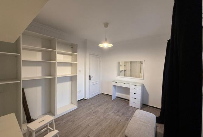 8105242 - Property Image 3