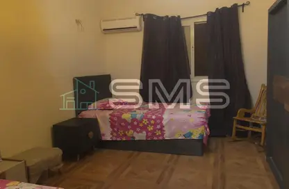Apartment - 3 Bedrooms - 2 Bathrooms for rent in Area B - Ganoob El Acadimia - New Cairo City - Cairo