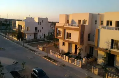 Townhouse - 3 Bedrooms - 3 Bathrooms for sale in Grand Heights - Northern Expansions - 6 October City - Giza