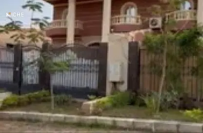 Villa - 7 Bedrooms - 6 Bathrooms for sale in Yasmine District - 14th District - Sheikh Zayed City - Giza