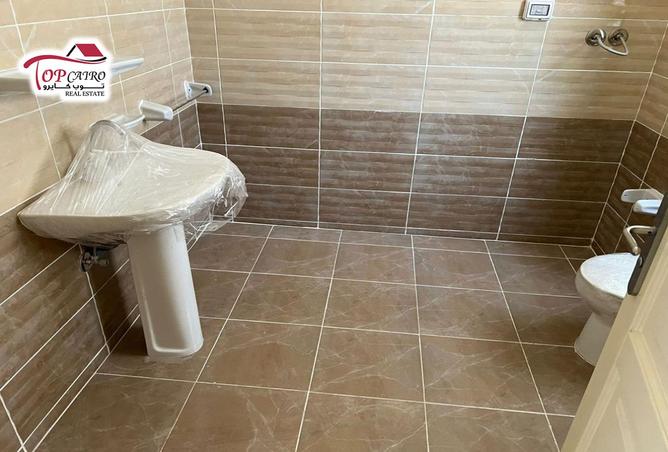 8441762 - Property Image 2