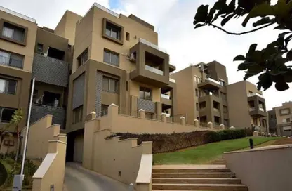 Apartment - 2 Bedrooms - 2 Bathrooms for sale in Palm Hills Village Gate - South Investors Area - New Cairo City - Cairo