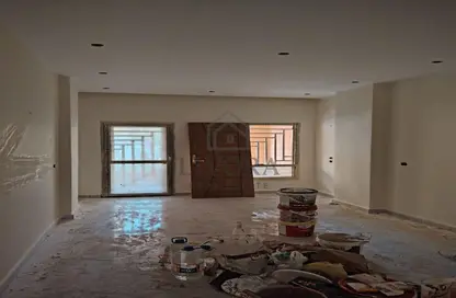 Apartment - 2 Bedrooms - 1 Bathroom for rent in Degla Palms - Al Wahat Road - 6 October City - Giza