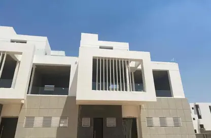 منزل مزدوج - 4 غرف نوم - 4 حمامات للبيع في جولز - طريق مصر اسكندرية الصحراوي - مدينة 6 أكتوبر - الجيزة