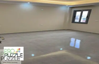 شقة - 3 غرف نوم - 2 حمامات للايجار في المصراوية - المستثمرين الجنوبية - مدينة القاهرة الجديدة - القاهرة