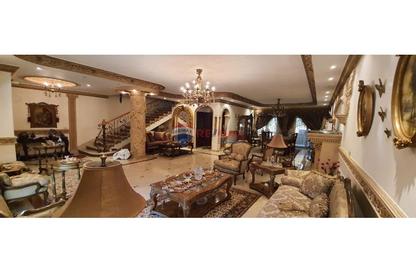 Townhouse - 3 Bedrooms - 3 Bathrooms for sale in Royal Valley - 26th of July Corridor - 6 October City - Giza