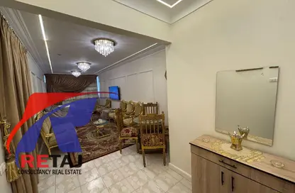 Apartment - 2 Bedrooms - 1 Bathroom for sale in Makram Ebeid St. - 6th Zone - Nasr City - Cairo