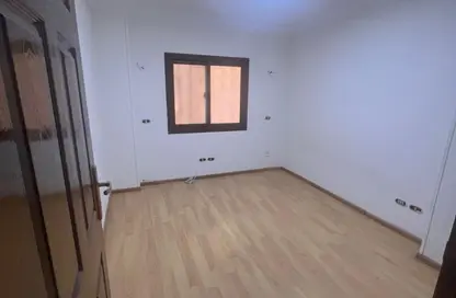 Apartment - 2 Bedrooms - 1 Bathroom for rent in Degla Palms - Al Wahat Road - 6 October City - Giza