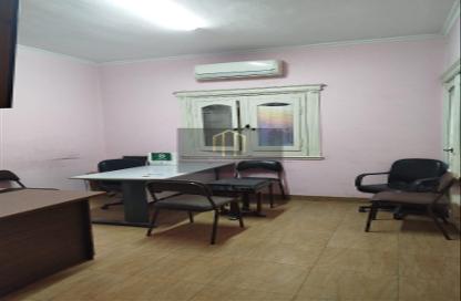 Apartment - 3 Bedrooms - 2 Bathrooms for sale in Heliopolis - Masr El Gedida - Cairo