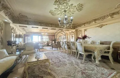 شقة - 3 غرف نوم - 3 حمامات للبيع في شارع أديمون فريمون - سموحة - حي شرق - الاسكندرية