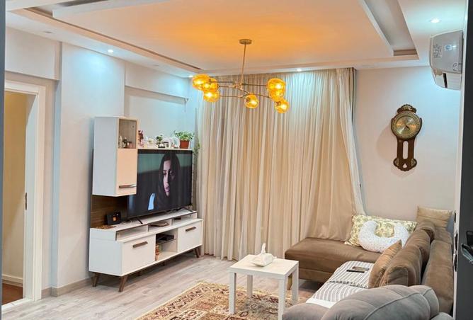 8271290 - Property Image 2