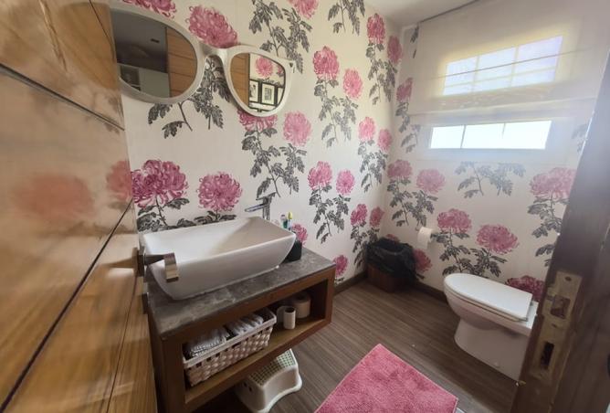8040834 - Property Image 2