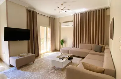 Apartment - 3 Bedrooms - 2 Bathrooms for rent in Mostashareen - North Investors Area - New Cairo City - Cairo