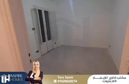 Apartment - 2 Bedrooms - 1 Bathroom for rent in Abd Al Khalek Tharwat St. - Laurent - Hay Sharq - Alexandria