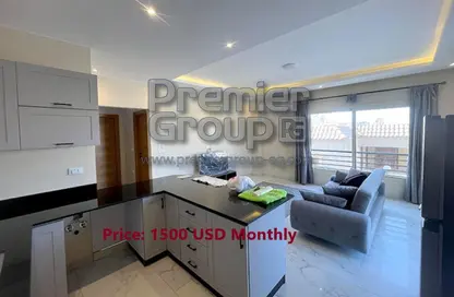 سطح - 3 غرف نوم - 3 حمامات للايجار في غرب الجولف - كمبوندات القطامية - القطامية - مدينة القاهرة الجديدة - القاهرة