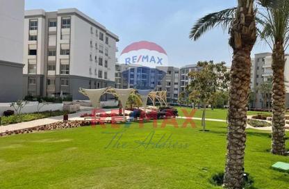 Apartment - 3 Bedrooms - 3 Bathrooms for sale in Hyde Park - 5th Settlement Compounds - The 5th Settlement - New Cairo City - Cairo