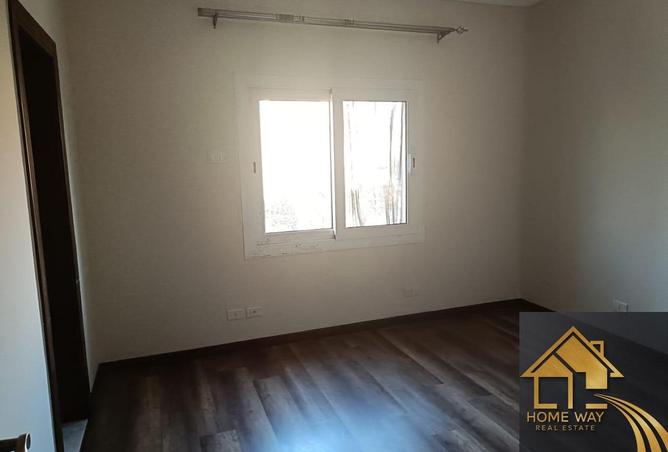 8330461 - صورة العقار 3