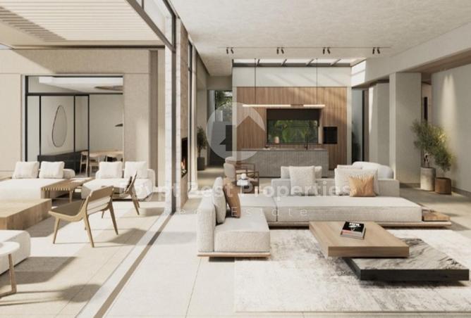 8323615 - Property Image 2