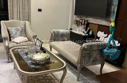 (بنتهاوس  (روف - 3 غرف نوم - 3 حمامات للبيع في فيفث سكوير - التجمع الخامس - مدينة القاهرة الجديدة - القاهرة