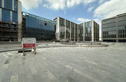 Office Space - Studio - 7+ Bathrooms for sale in One Ninety Mall - South Teseen St. - The 5th Settlement - New Cairo City - Cairo