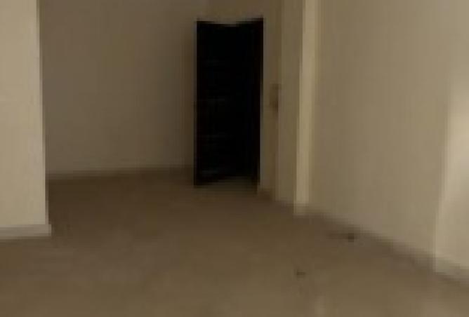 8305075 - Property Image 3