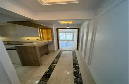 Apartment - 3 Bedrooms - 3 Bathrooms for sale in Mountain View iCity - 5th Settlement Compounds - The 5th Settlement - New Cairo City - Cairo