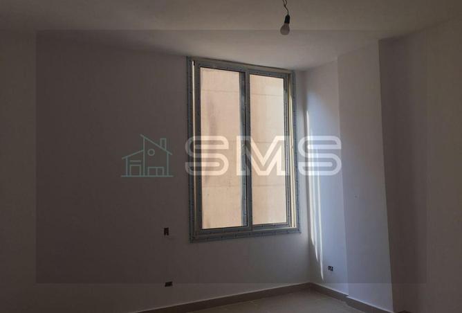 8222546 - Property Image 3