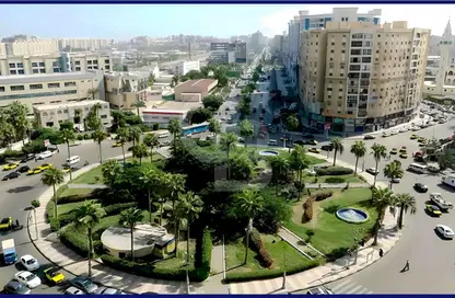 Apartment - 3 Bedrooms - 2 Bathrooms for sale in Al Nasr St. - Smouha - Hay Sharq - Alexandria