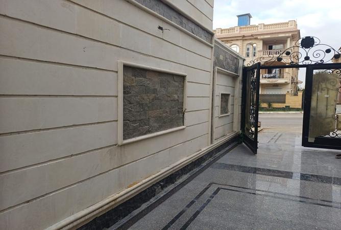 8134454 - Property Image 2