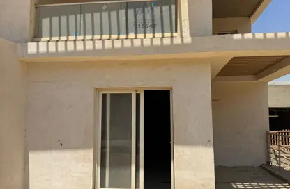 Villa - 3 Bedrooms - 4 Bathrooms for sale in Mountain View iCity - 5th Settlement Compounds - The 5th Settlement - New Cairo City - Cairo