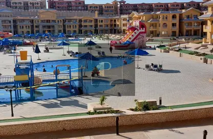 شاليه - غرفة نوم - 2 حمامات للبيع في كاريبيان باي - بورتو السخنة - العين السخنة - السويس