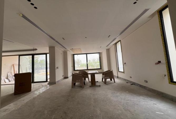 8222222 - Property Image 2