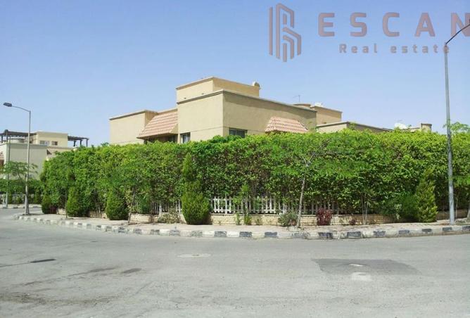 8187012 - Property Image 2