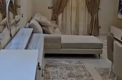 Apartment - 3 Bedrooms - 1 Bathroom for rent in Gardenia City Compound Nasr City - Zahraa Madinat Nasr - Nasr City - Cairo