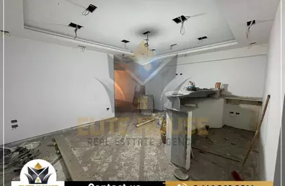 Office Space - Studio - 2 Bathrooms for rent in Zaki Ragab St. - Smouha - Hay Sharq - Alexandria