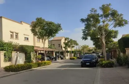 منزل مزدوج - 5 غرف نوم - 5 حمامات للبيع في اب تاون كايرو - المقطم - القاهرة