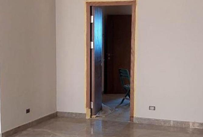 8033636 - Property Image 3