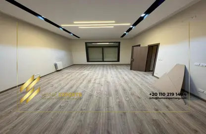 تاون هاوس - 3 غرف نوم - 4 حمامات للايجار في ديستريكت 5 - كمبوندات التجمع الخامس - التجمع الخامس - مدينة القاهرة الجديدة - القاهرة