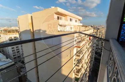 شقة - 3 غرف نوم - 2 حمامات للبيع في رشدي - حي شرق - الاسكندرية