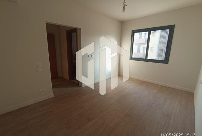 8406893 - Property Image 2