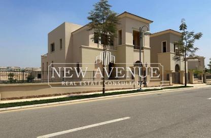 Villa - 4 Bedrooms - 4 Bathrooms for sale in Levana - Uptown Cairo - Mokattam - Cairo