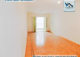 Apartment - 3 Bedrooms - 1 Bathroom for sale in Mohamed Bahaa Al Din Al Ghouri St. - Smouha - Hay Sharq - Alexandria
