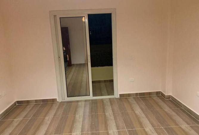 8085509 - Property Image 3