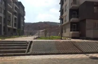 Apartment - 3 Bedrooms - 1 Bathroom for sale in Hadayek October - 6 October City - Giza