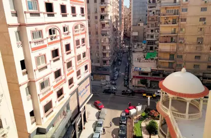 Apartment - 3 Bedrooms - 3 Bathrooms for sale in Laurent - Hay Sharq - Alexandria